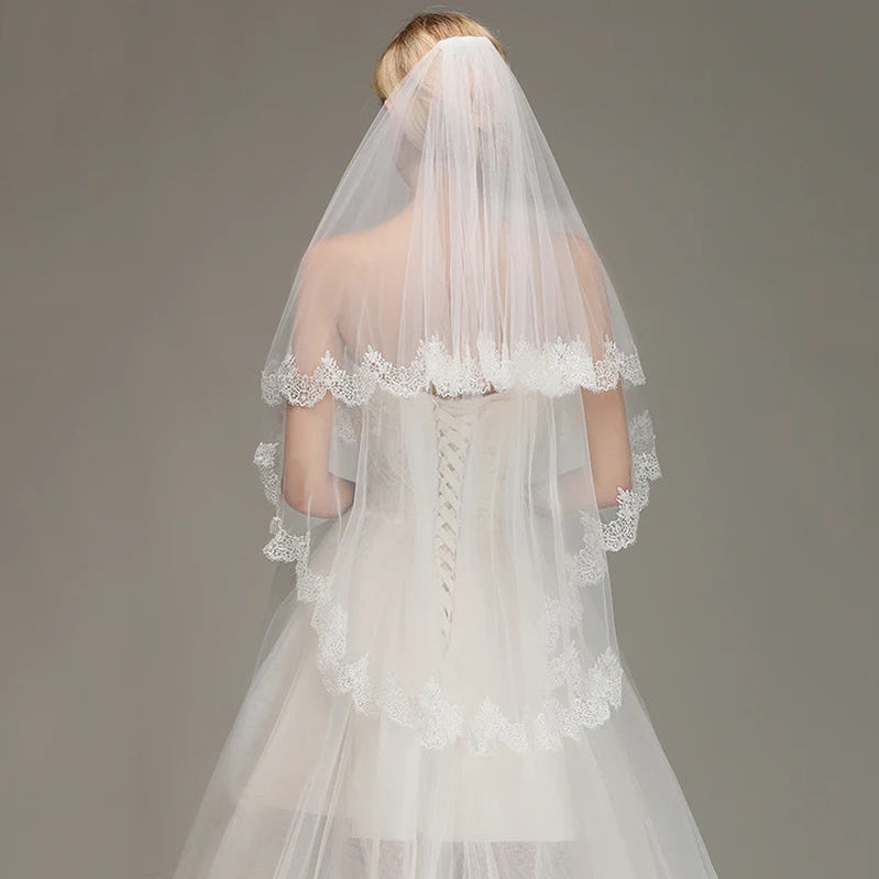 1.5 Meters Two Layers Soft Tulle Ivory Lace Edge Short Wedding Bridal Veils With Comb Wedding Accessories