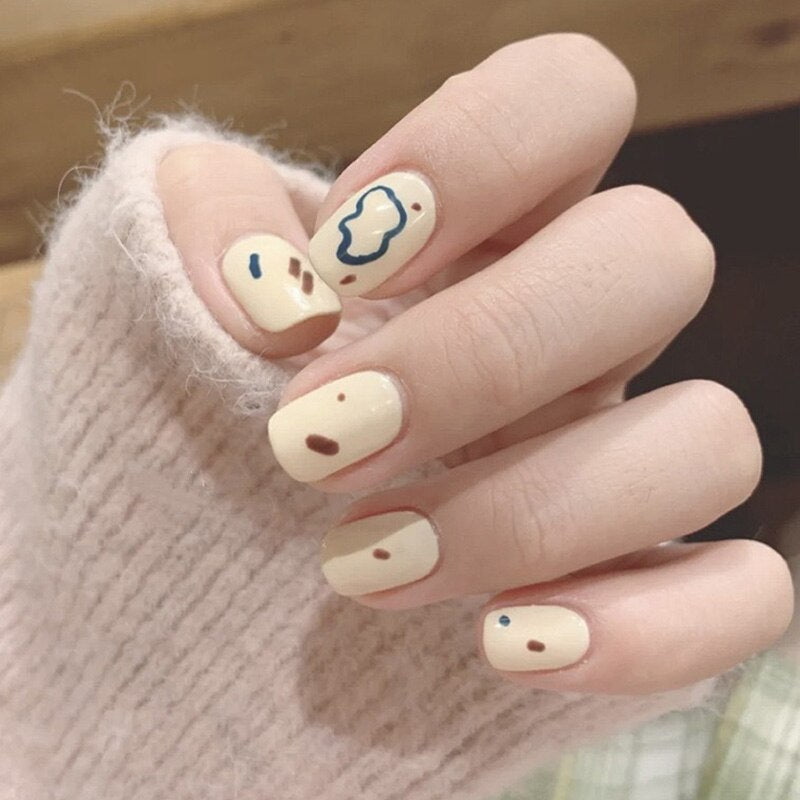 24PCS Fake Nail Patch Cute Short Cow Butterfly Printed False Nail Full Finished for Girl Nail Art Tips Press On Nail Wearable Spain 292560