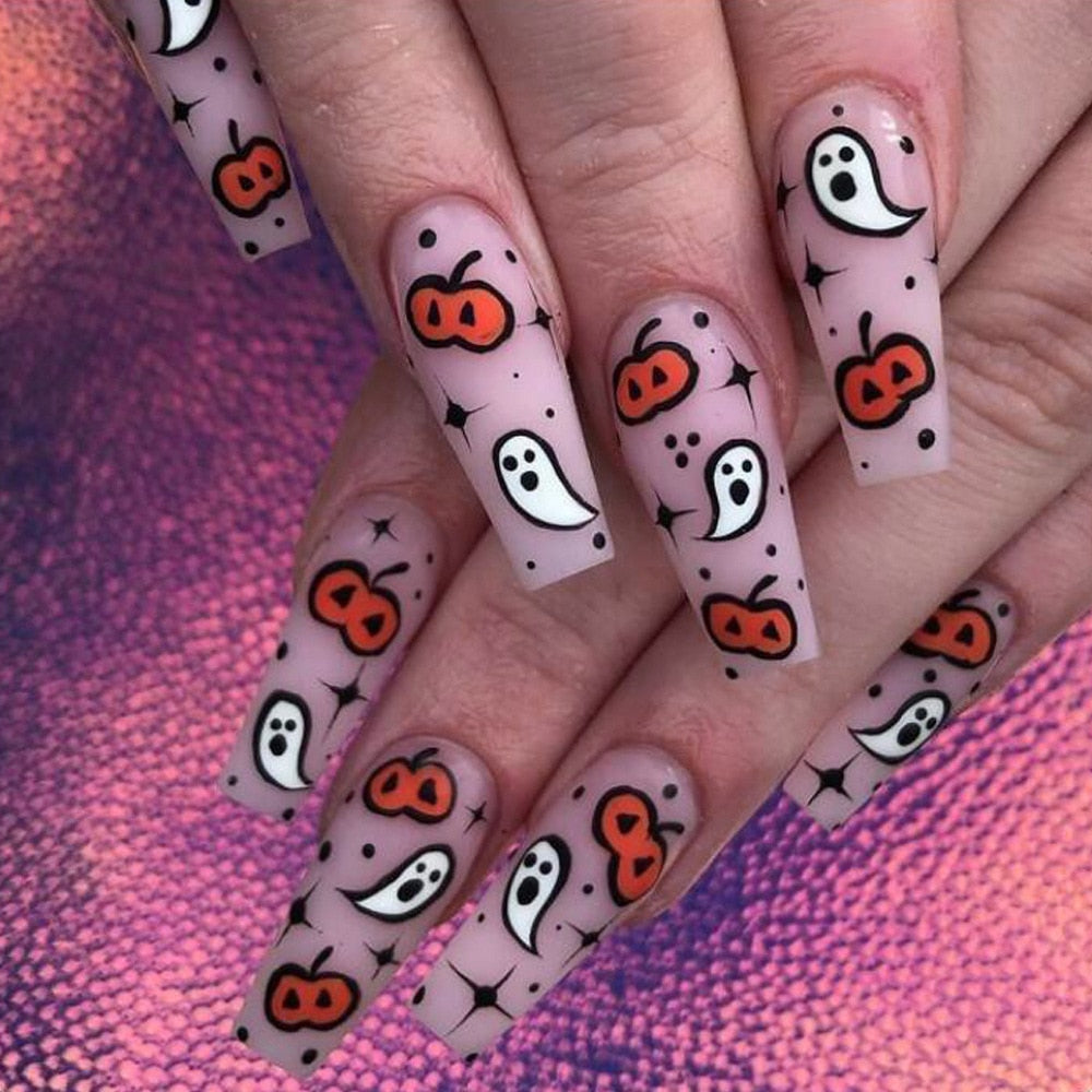 24Pcs Halloween Extra Long Press on Nails Coffin Fake Nails Acrylic Black White Clown Designs Glossy Artificial Nails for Women CY117