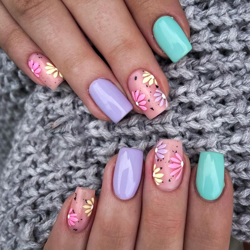 24Pcs Square Head False Nails 2023 New Full Cover Nail Tips Detachable Short Fake Nails Press on Nails Manicure Tools K01