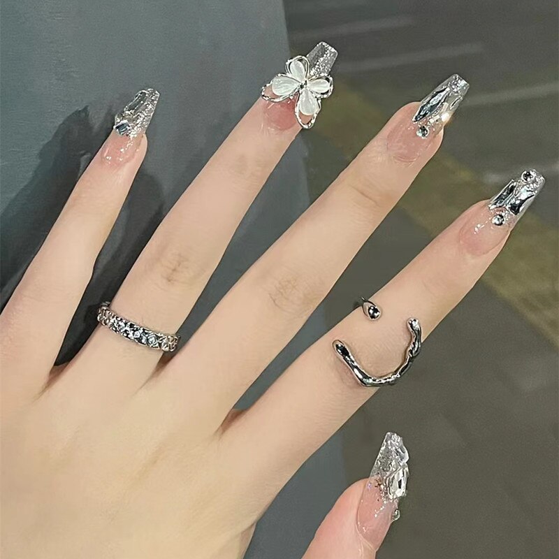 24Pcs Wearable False Nails with Glue Glitter Heart-shaped Rhinestone Design Full Cover Nail Tips Acrylic Fake Nails Press on C171
