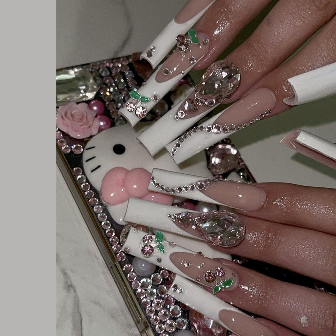 24pcs French rhinstones artifical nails with glue full cover fake nails detachable coffin false nail tips bling press on nails 336