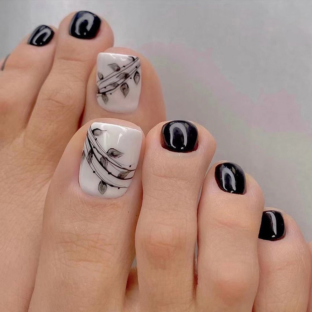 24pcs Ins Flowers Press On Toenails Full Cover French Style Summer Flower Design Beach Acrylic Toe Nail Patch For girls Women Spain T8