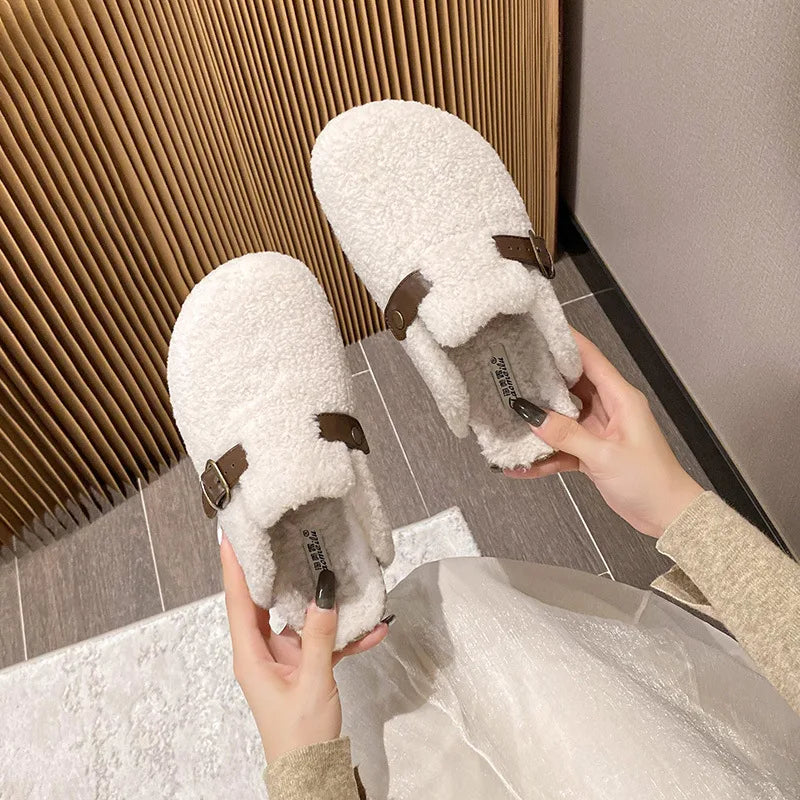 Chinelos femininos de pelúcia quentes para o inverno 2023, sapatos baixos para usar em casa e no escritório, mules casuais femininos, tamanhos 41-43