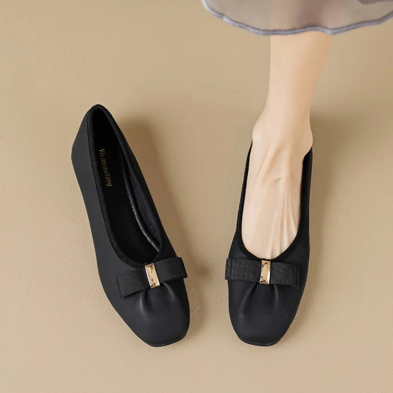 spring and autumn women's shoes Korean style work and party wear Ladies' casual flats mary jane boat shoes Large size 41-43