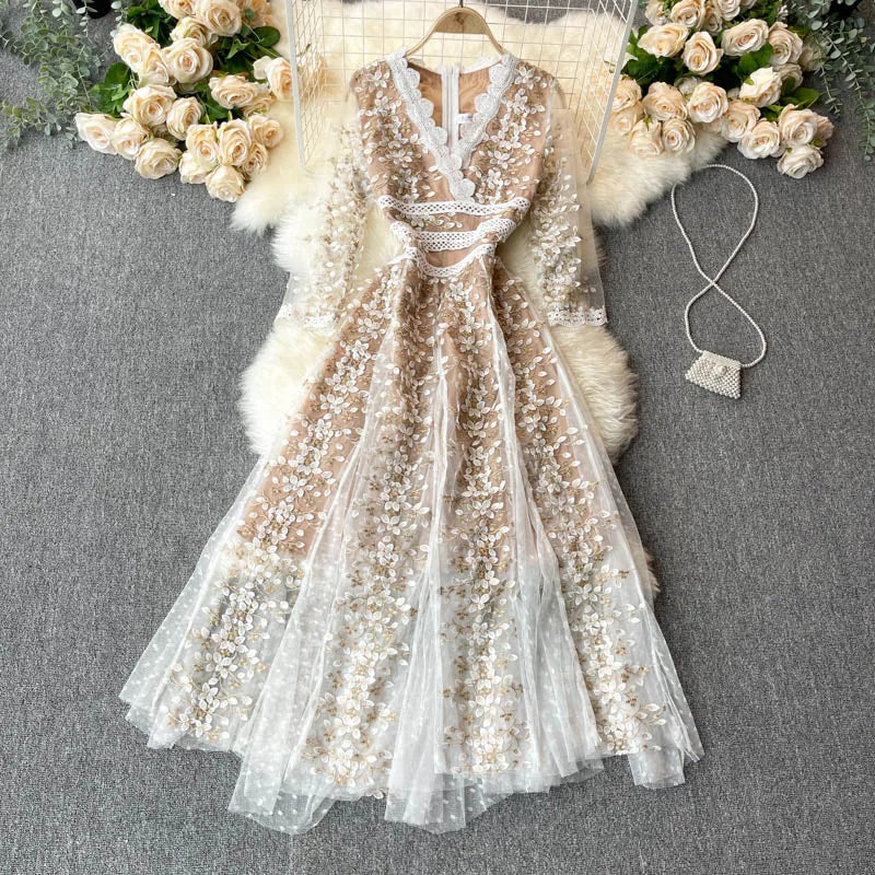 Luxury Gold Embroidery Lace Dress Vestidos Party Robe Dress Women Summer V-neck Lace Patchwork Dot Mesh Long Dress Beige
