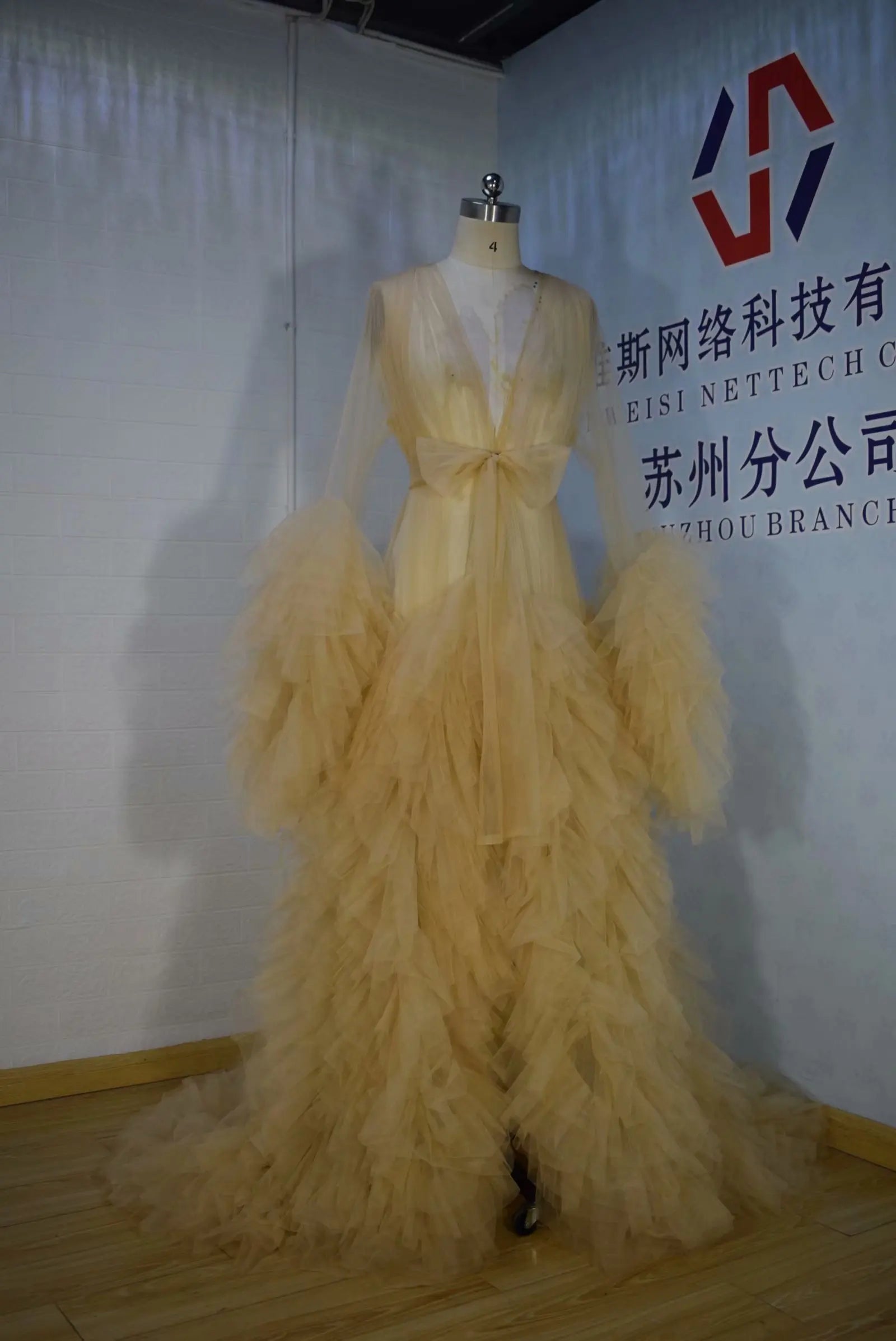 Maternity Robes Wedding Shawl Pregnant Women Sexy Tulle Bathrobe Dresses Photo Shoot Party Fluffy Baby Shower Gowns