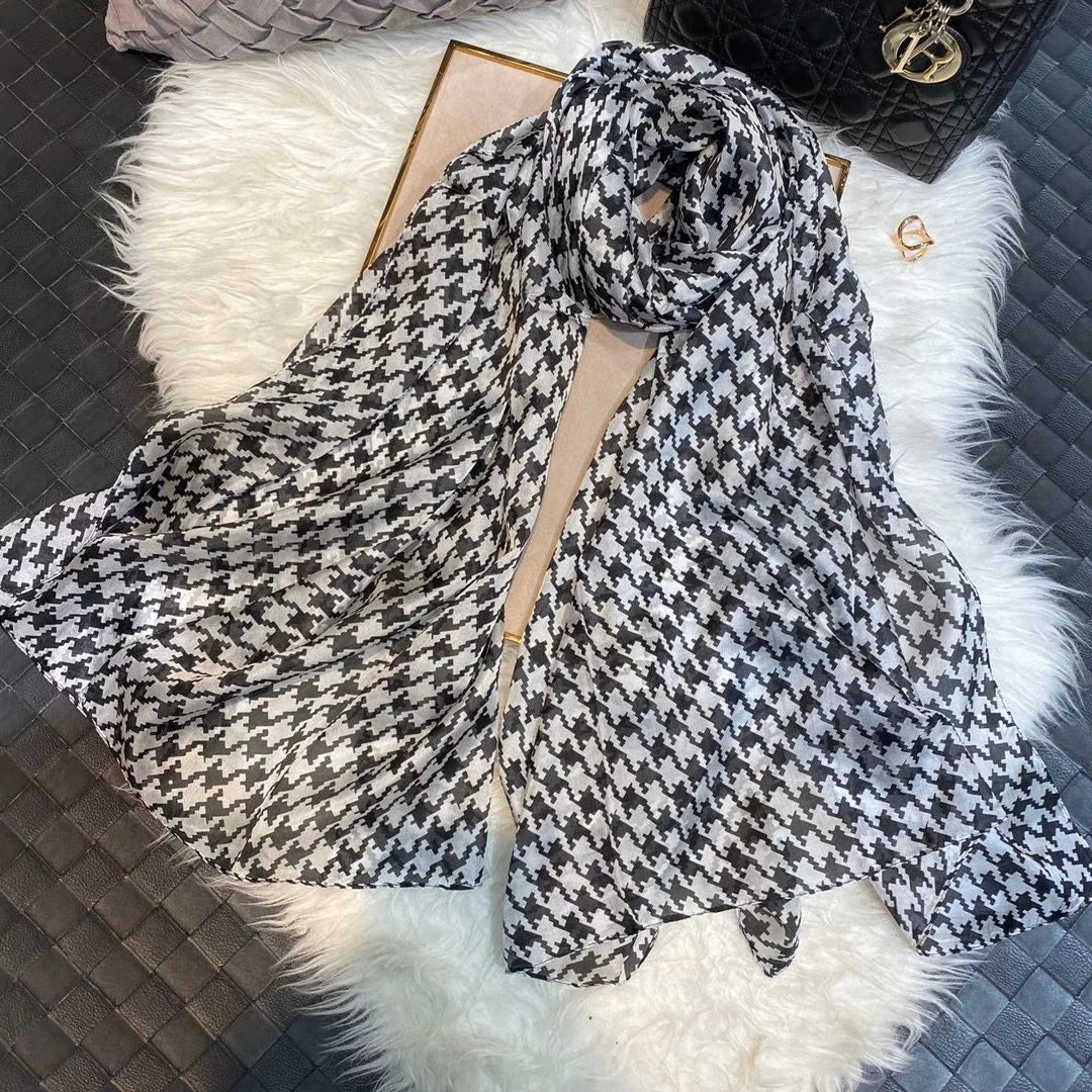 white100% Silk Scarf Women Scarves Bufandas Summer Beach Shawls Foulard Fall Winter Brand Flower Design Long Neck Scarves Hijabs black white