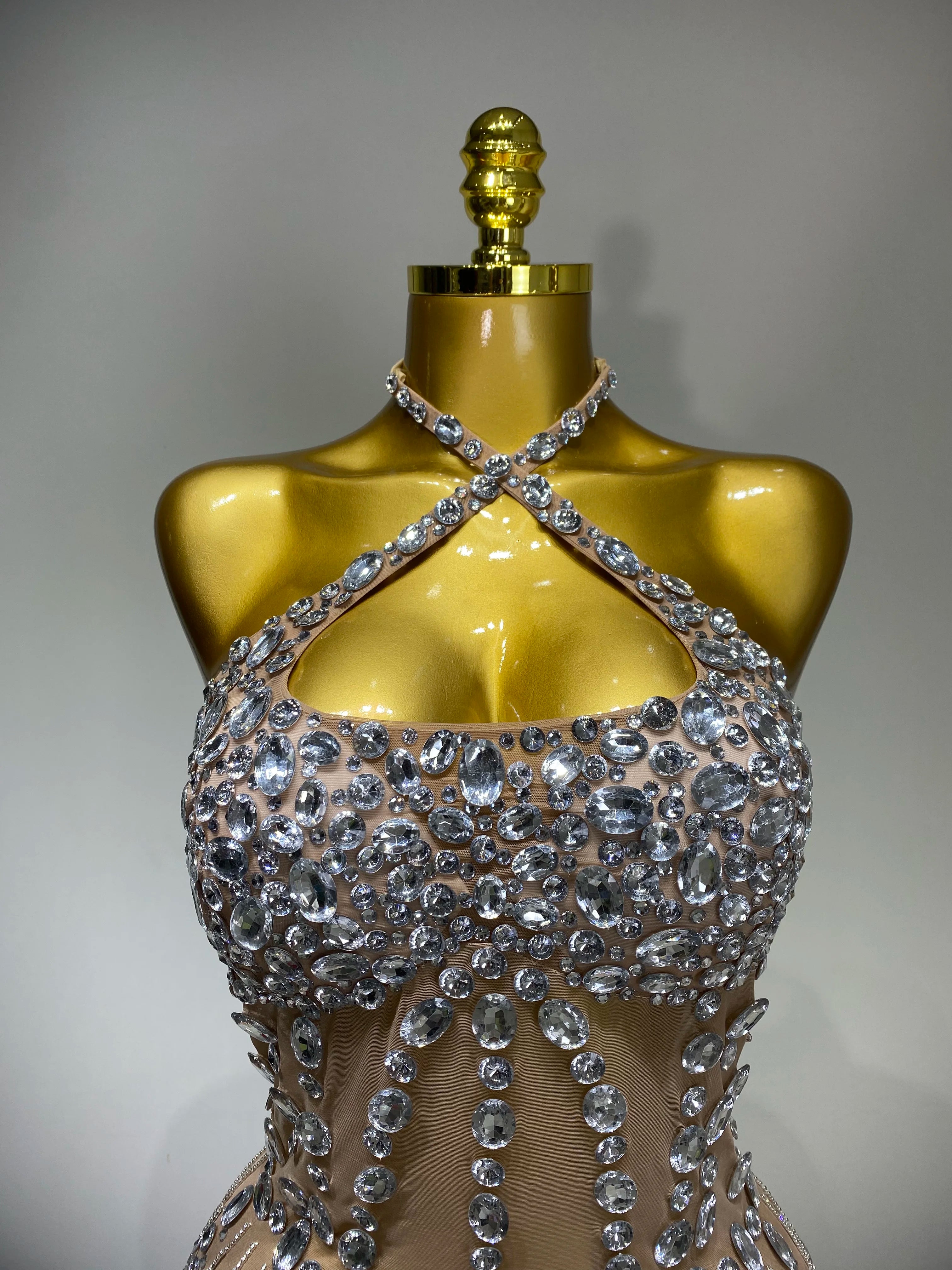 Luxury Rhinestone Evening Party Dress Women Sexy Halter See Through Mesh Luxury Birthday Gowns Nightclub Singer Stage Outfit