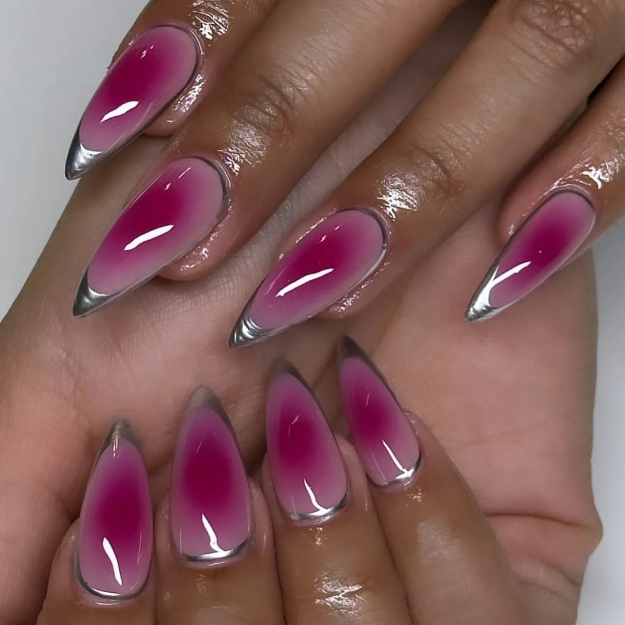 24Pcs Long Press on Nail Full Cover Rainbow Jump Color Design Gradient Stiletto Almond Manicure Simple Style Acrylic Fake Nails