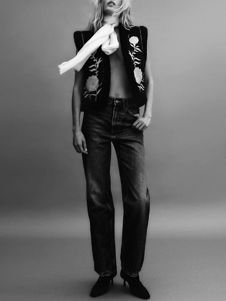 Women's Fashion Flower Embroidery Reversible Vest Vintage Suede Lamb Warm Vest Short Loose Sleeveless Vest Street Style Ves