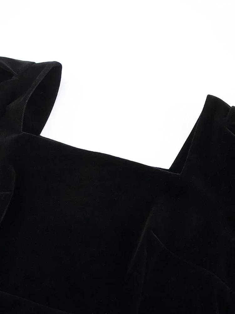 Women's Velvet Square Neck Pretty Dress Mini Wrap Hip Bubble Sleeve Short Skirt Zipper Decoration Long Sleeve Party Dress