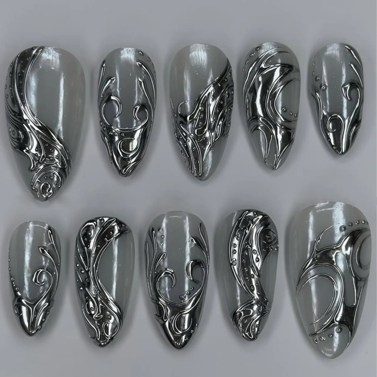 24pcs Butterfly Press on Nail Tips Wearable Flower Green Short Almond Fake Nails Sets Starlight Wave Design French False Nail