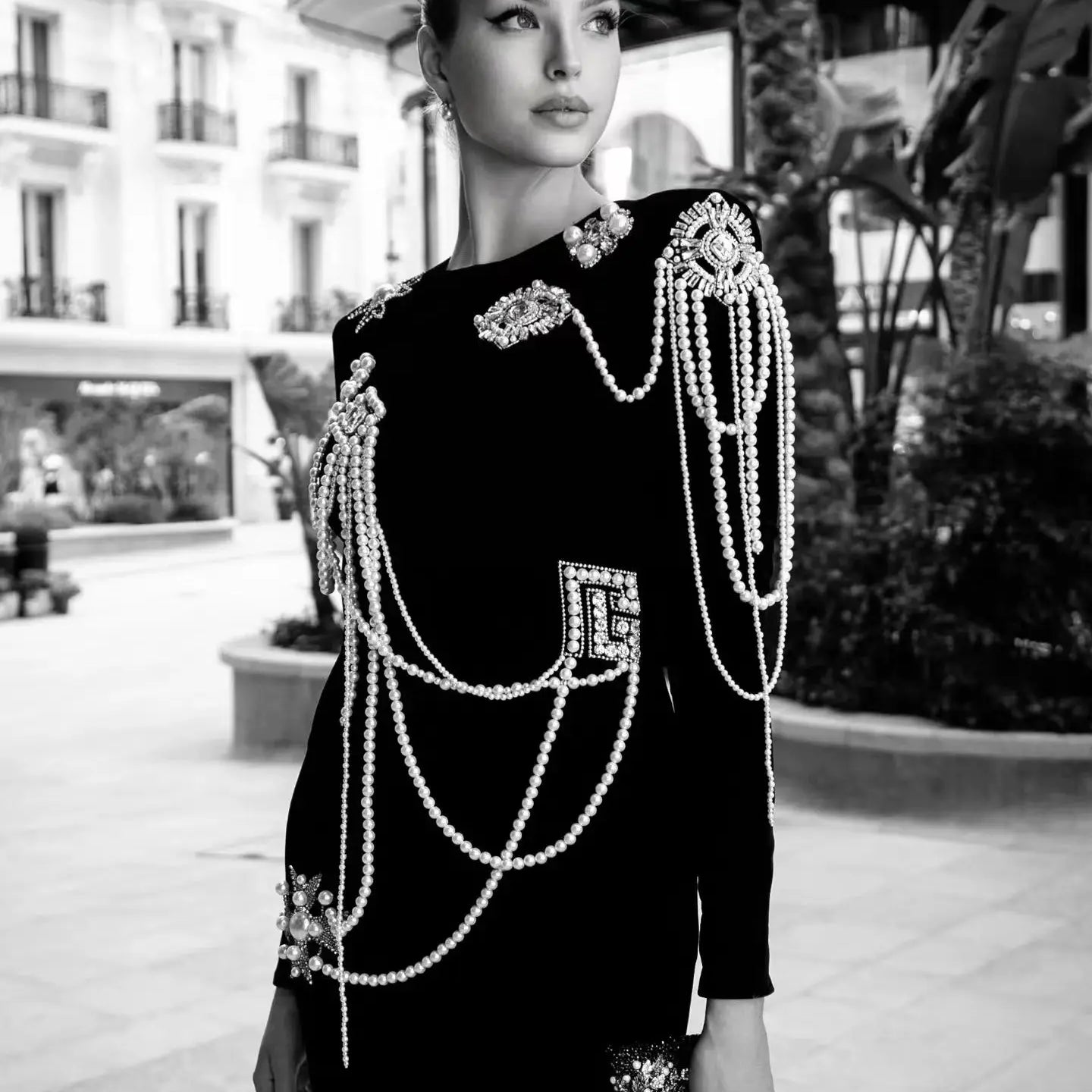 Spring Women Long Sleeve O-Neck Pearl Beading Bodycon Mini Dress Bandge Fashion Elegant Evening Party Dress Vestido