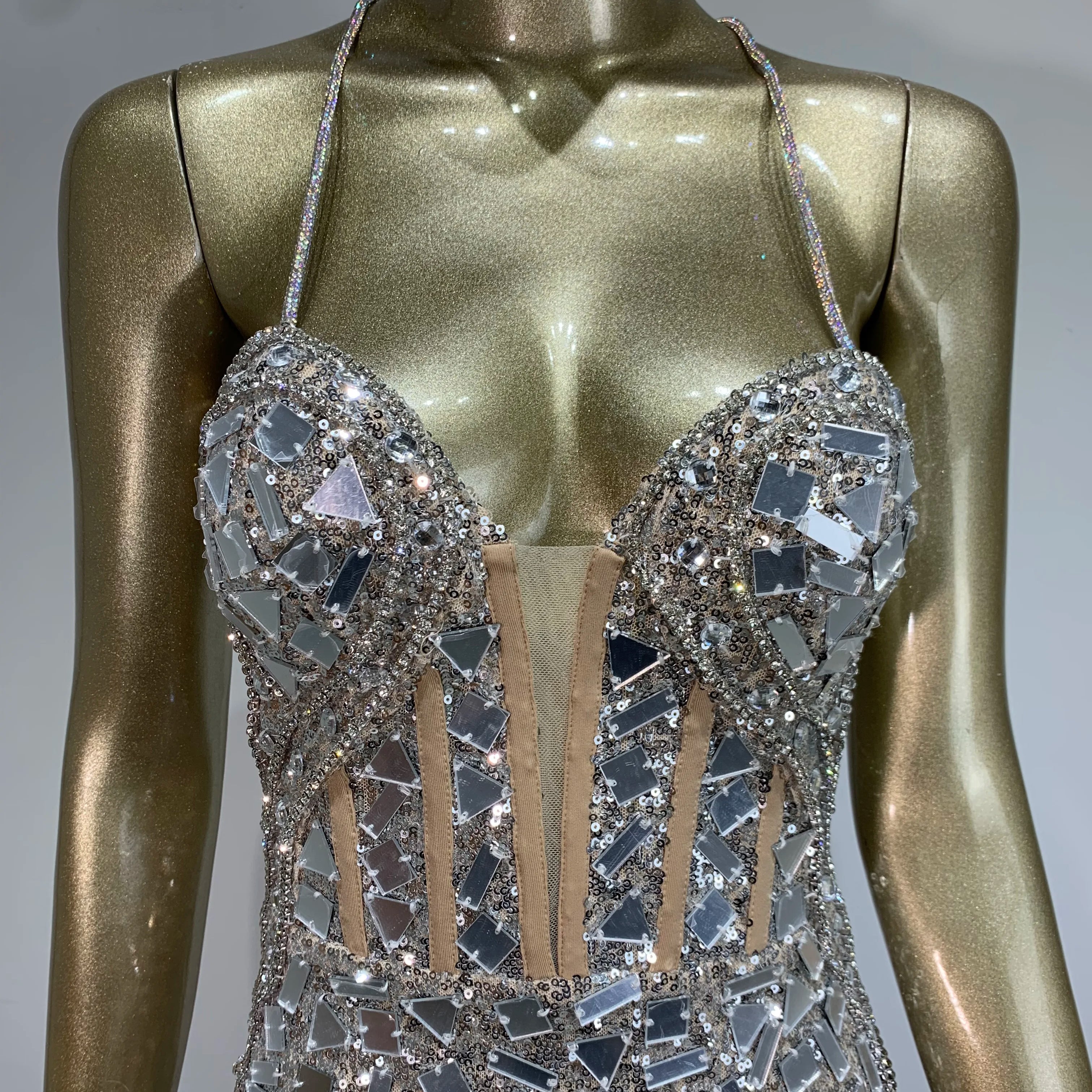 Women Sexy V Neck Mirrow Feather Sequins Silver Mini Bodycon Dress 2024 Elegant Party Evening Stage Performance Dress Vestido