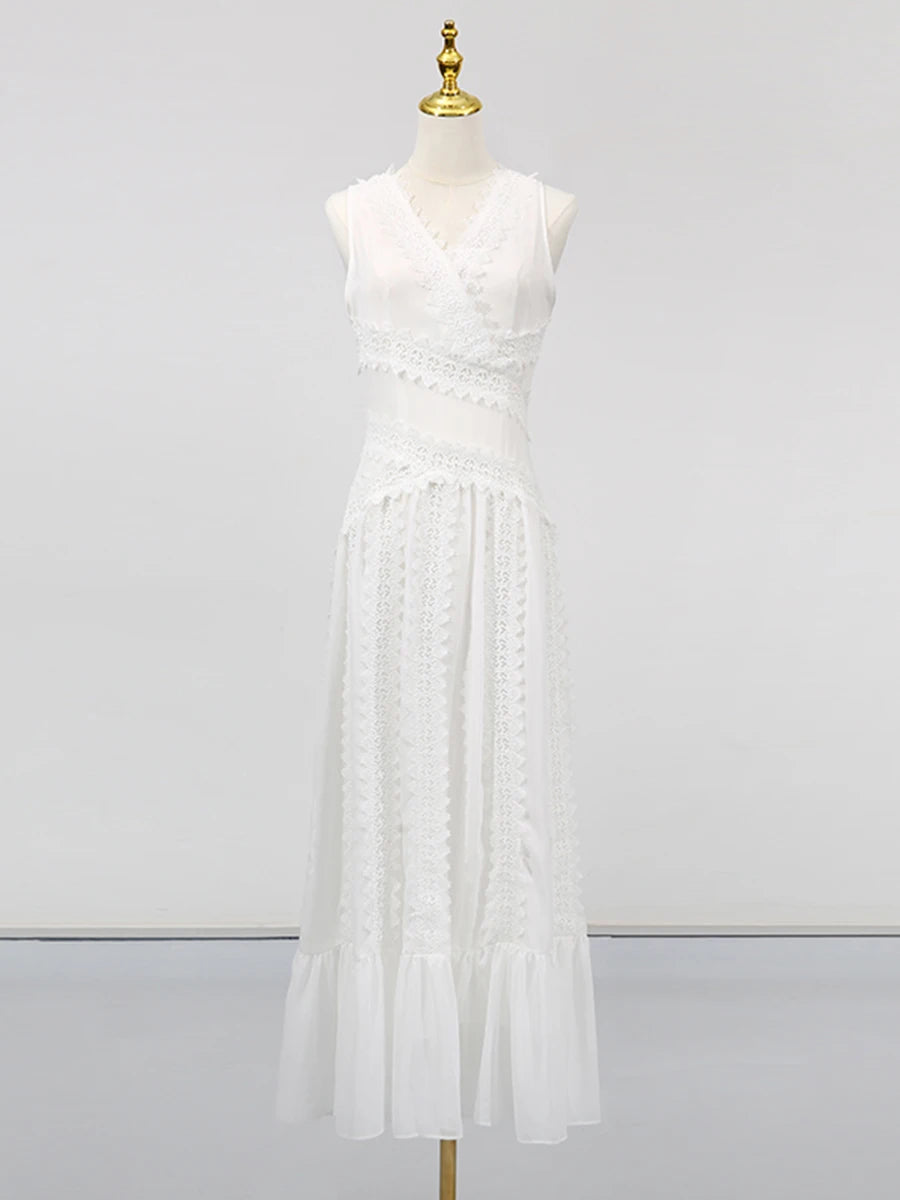 TWOTWINSTYLE White Spliced Lace Minimalist Dresses for Women V Neck Sleeveless Temperamnet Long Dress Female Fashion Clothes New