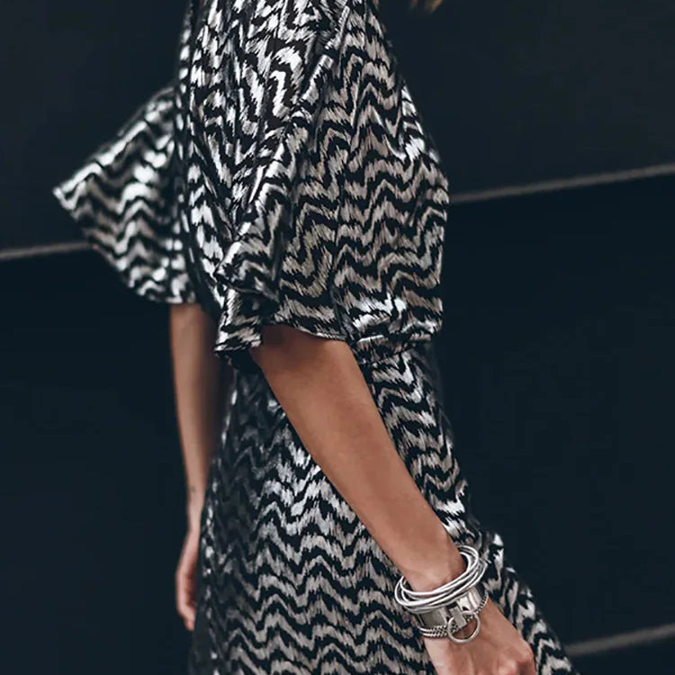 Round Neck Backless Hollow Out Women Dress Summer Casual Femme Half Sleeve Print Dress Streetwear Loose Mini Black Dress Vestido