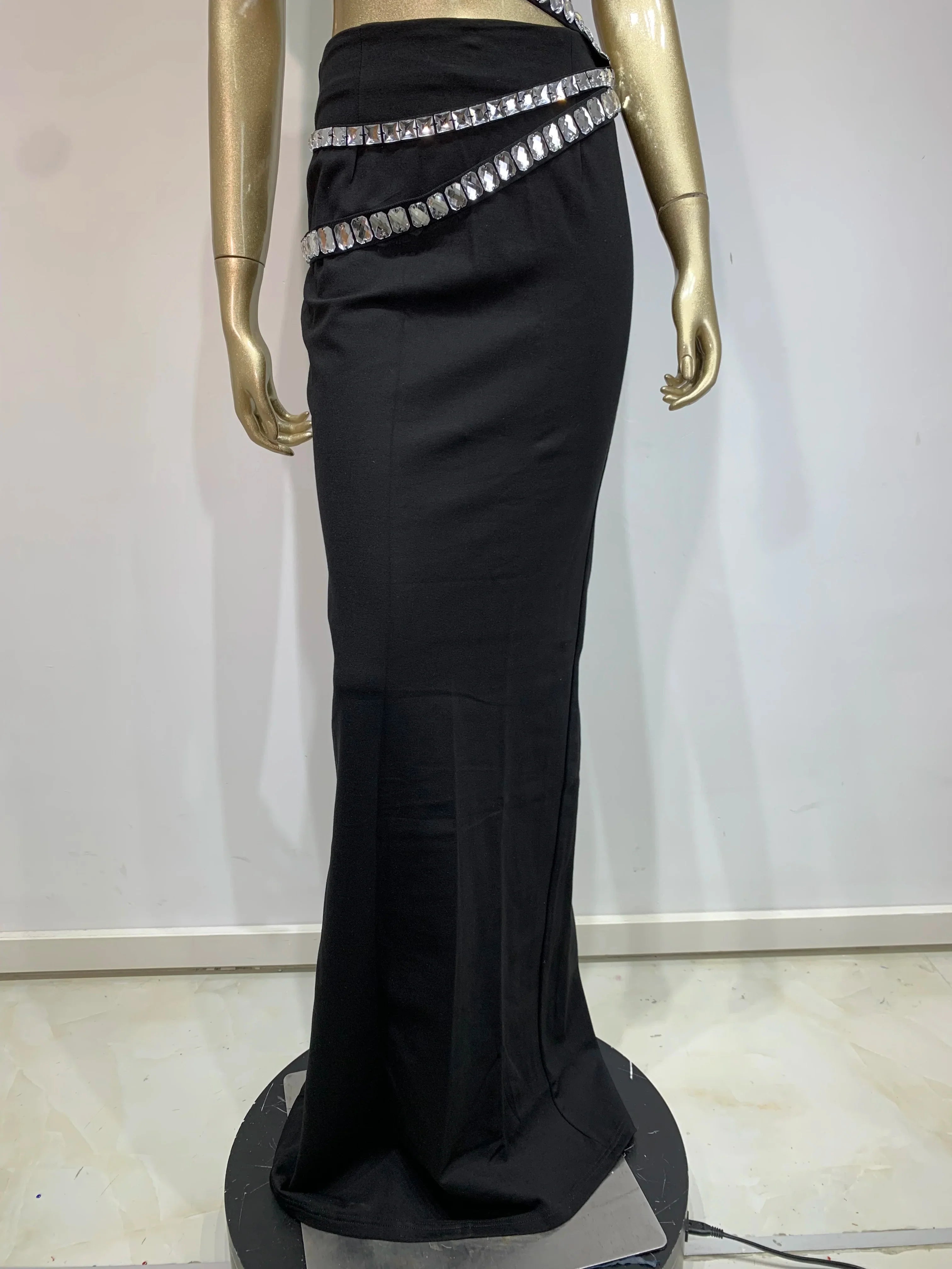 Conjunto de saia longa e longa preta com fenda e miçangas, sexy, de verão, para mulheres, de malha, elegante, para festa em boate