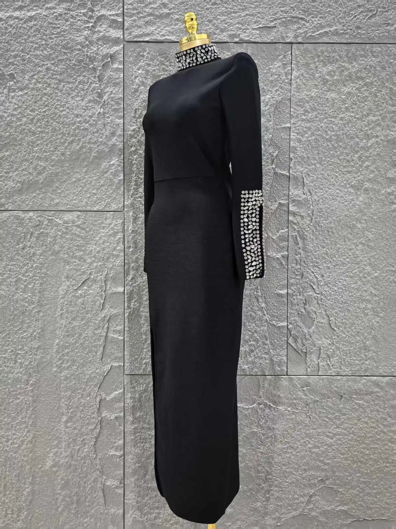 Women Long Sleeve Sparkly Crystal Bodycon Long Bandage Dress Elegant Evening Party Cocktail Fashion Outfit