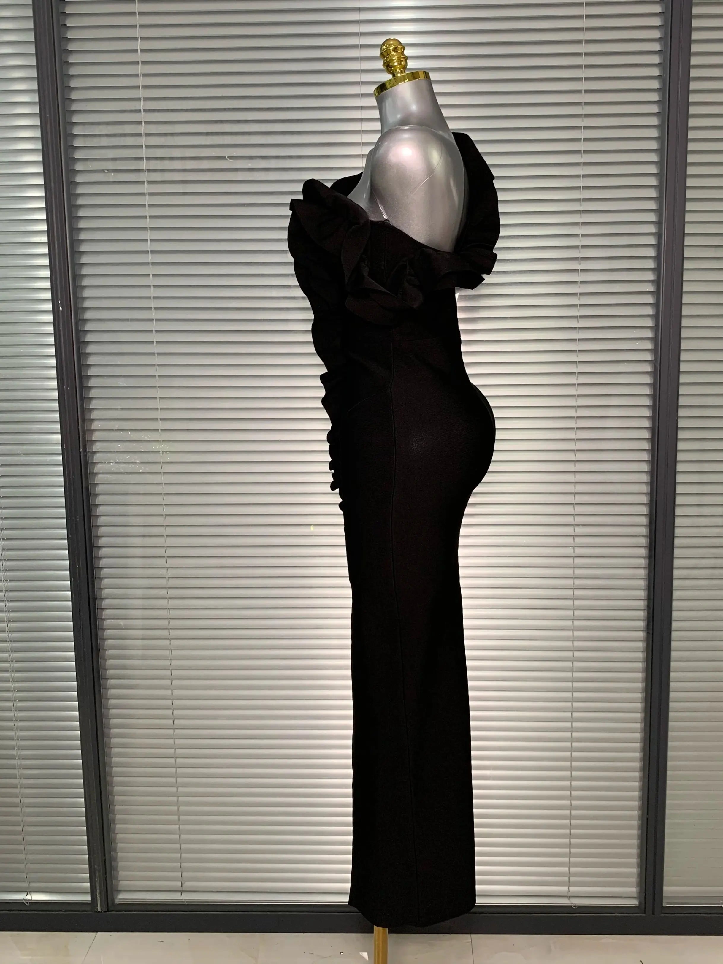 Women Sexy Black One Shoulder Floral Midi Bodycon Bandage Dress High Street Elegant Celebrity Party Dress