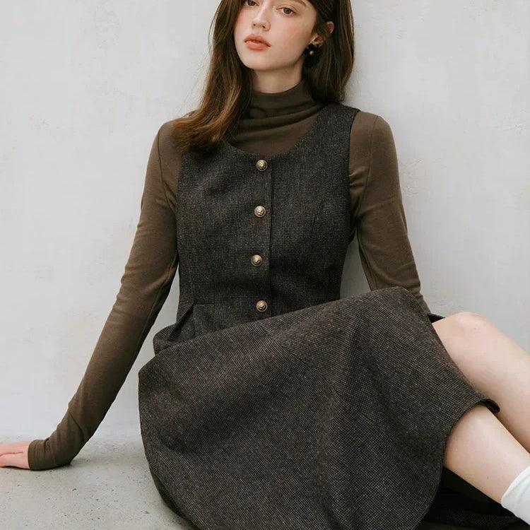 French Retro Plaid Inner Dress for Women Autumn and Winter Pure Woolen Elegant Style Vest Dress Female