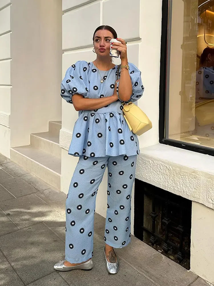 Women Print Ruffles Shirts 2 Pcs Sets Fashion Short Puff Sleeve Round Neck Tops High Waist Pant Suits New Lady Commuting Outfit Blue