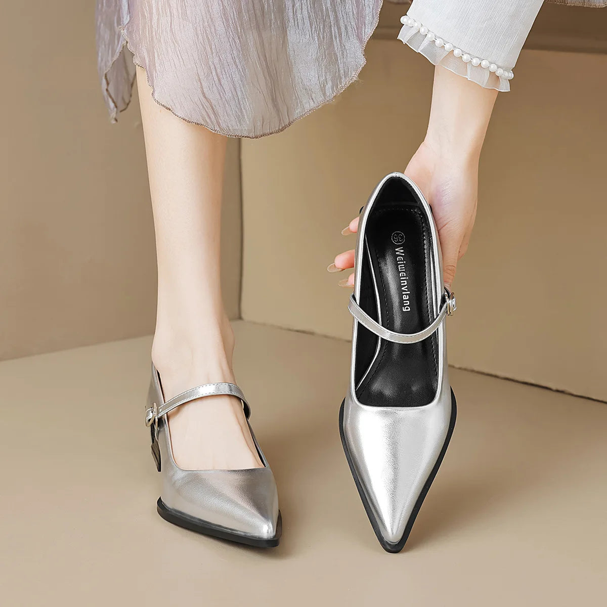 Spring and Autumn women's Mary Jane pointed shoes Korean style Ladies' casual high heels Work and party wear Large size 41-43