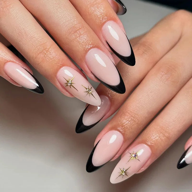 Black Cool Fake Nails Halloween Bat Press on Nails Almond Decorated Nail Tips Rivet Bow False Nails 24pcs Reusable Acrylic Nails