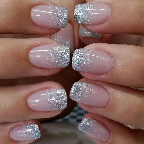 24 peças unhas postiças quadradas curtas médias brilhantes arte de unha branca usável unha postiça prateada francesa cobertura total pressione pontas de unhas