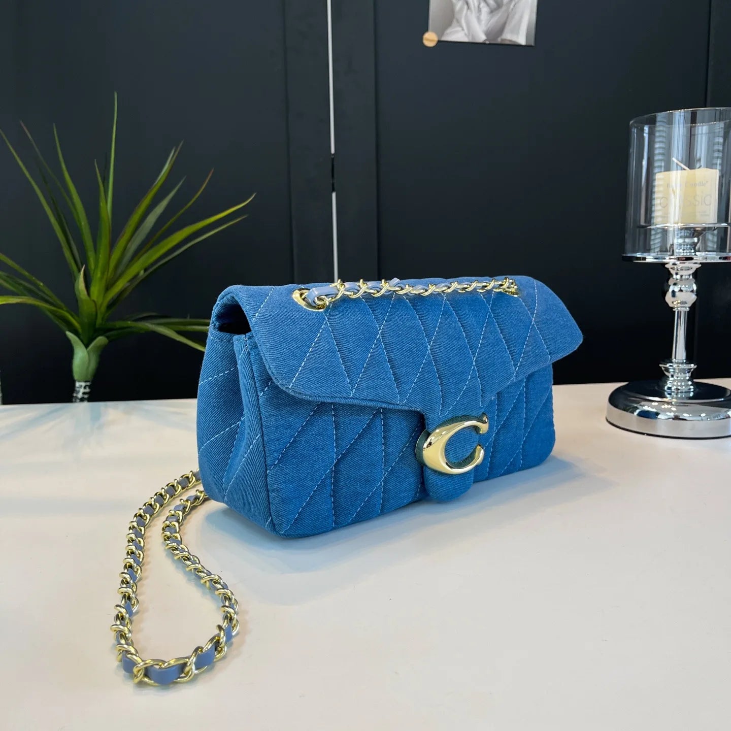 New Fashionable Retro Embroidered Thread Women's Bag, High-end Chain Diagonal Span Bag, Fashionable Versatile Handbag