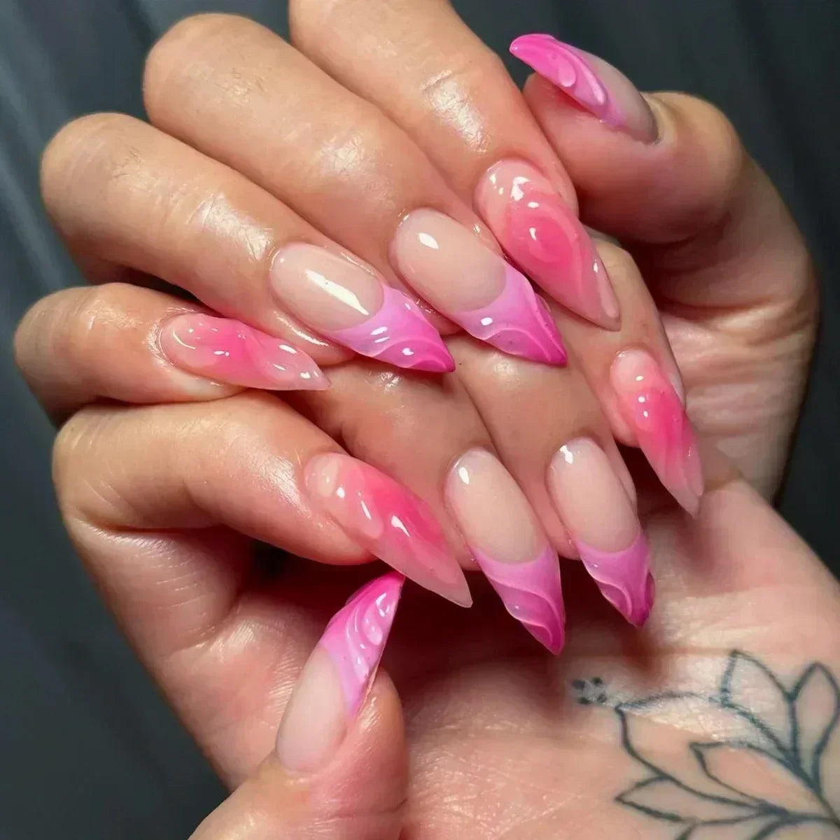 24 peças unhas postiças com cola amêndoa preto vermelho gradiente design destacável strass acrílico unha postiça longa stiletto unhas de pressão