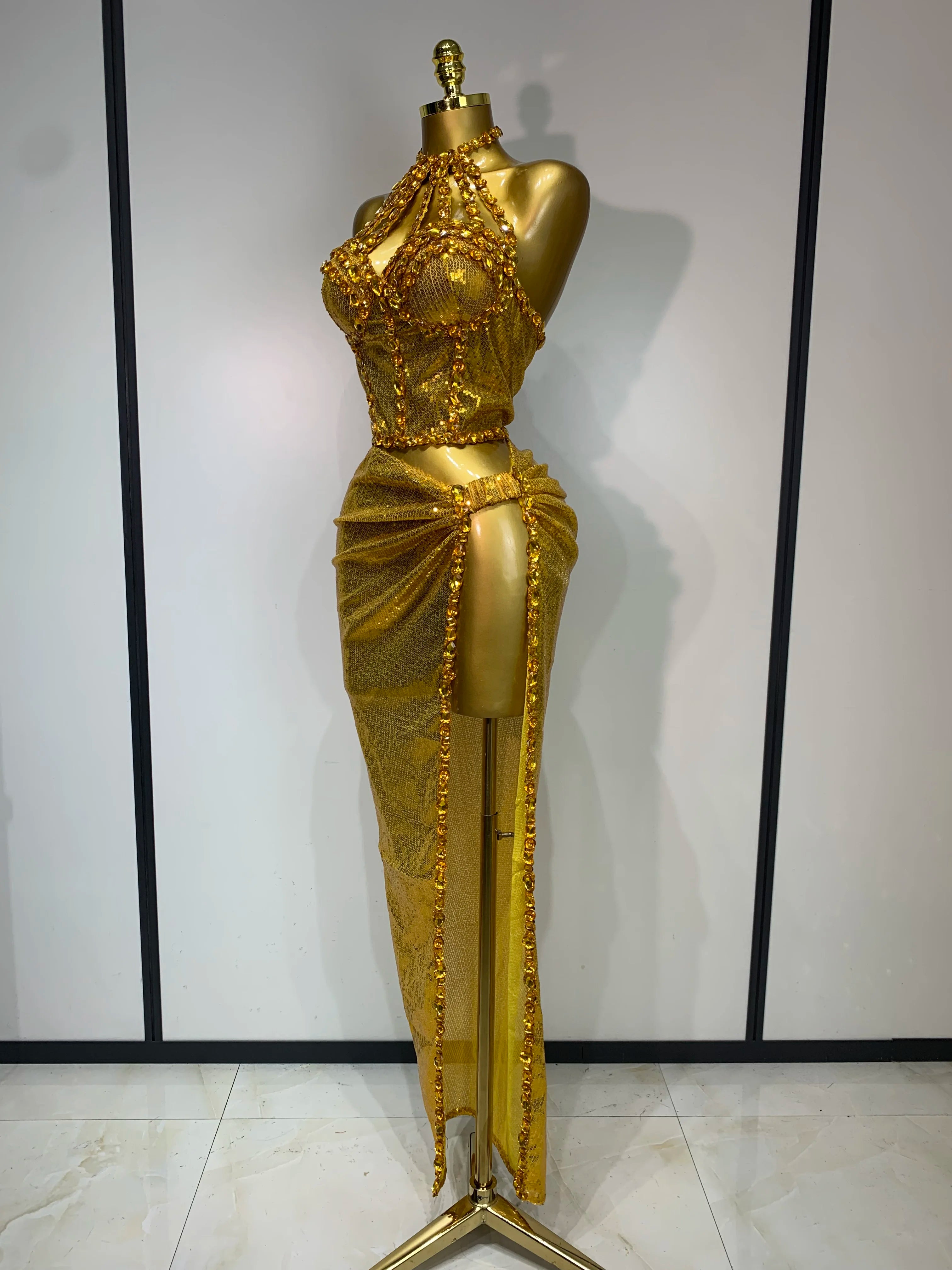 Conjunto feminino com strass dourados brilhantes, saia longa, duas peças, cantora, dançarina, traje de apresentação, boate, vestido de aniversário de luxo