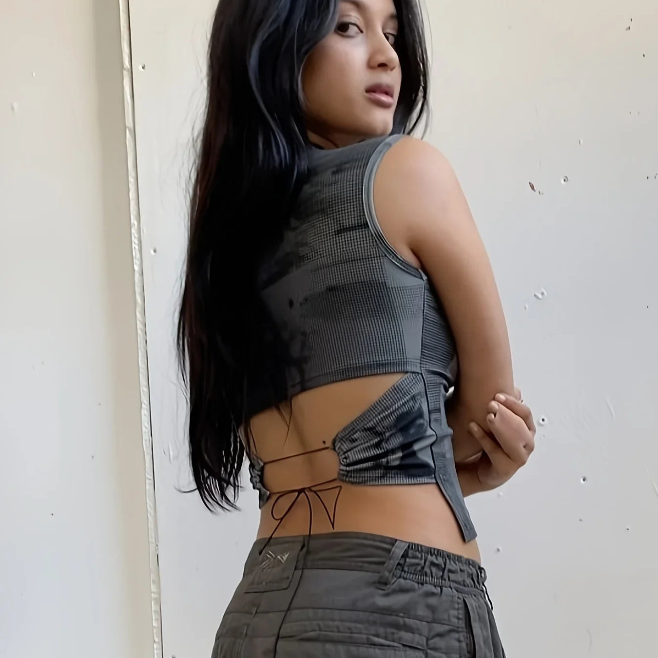 CHEEKDOURL Summer Fit Sexy Strap Design Fashion Round Neck Open Waist Sleeveless Printed Tank Top Women's Cropped