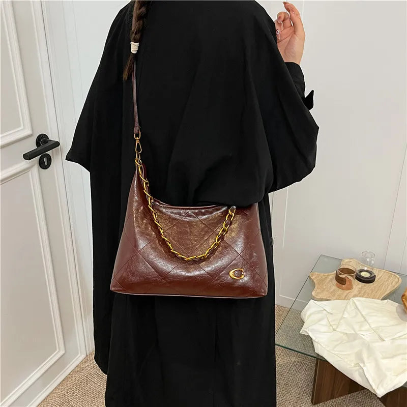 2025 Fall Winter Chain Strap Bag, Niche Shoulder Purse for Women, Versatile Crossbody Tote, Minimalist Day-to-Night Bag Commuter