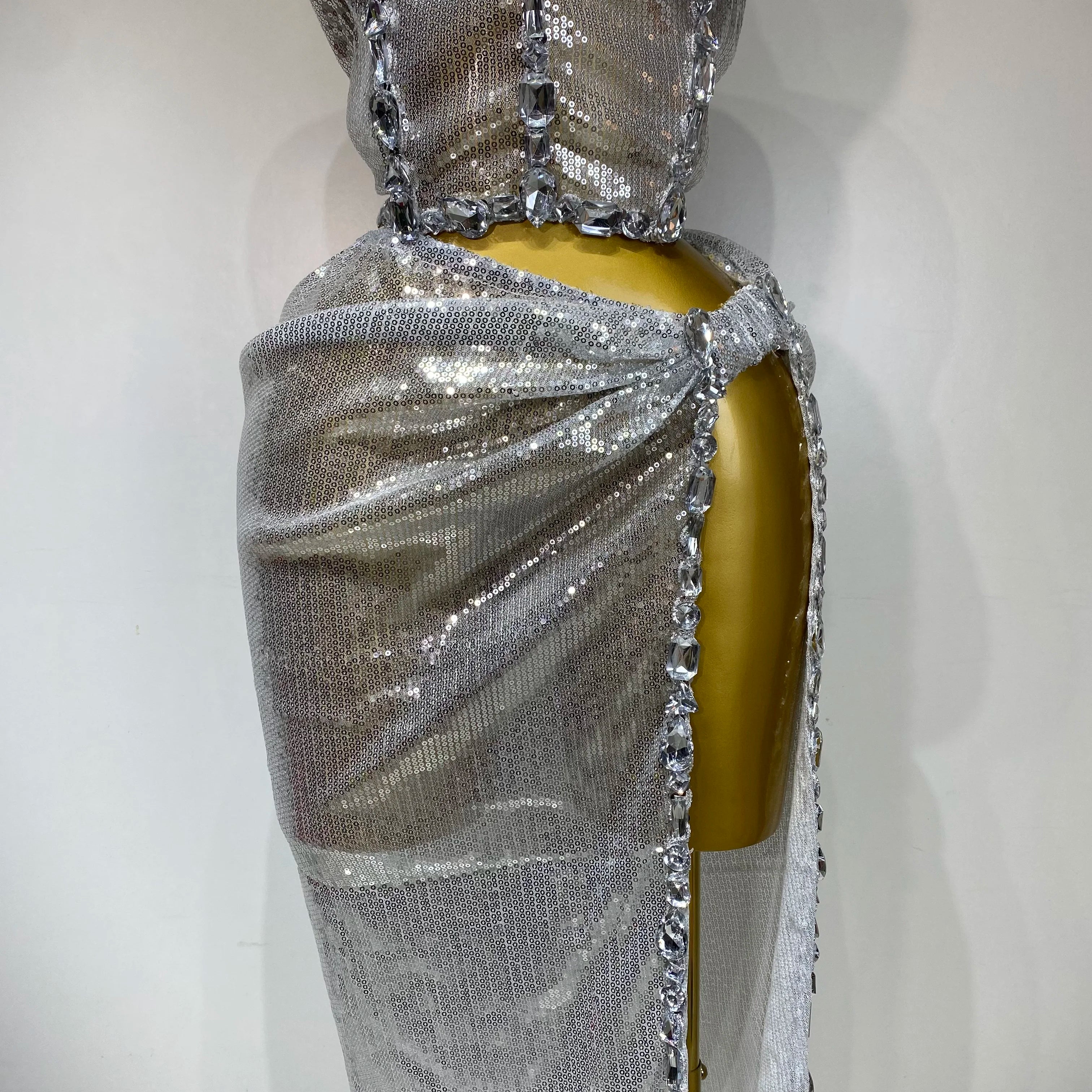 Women Sparkly 2025 Silver Rhinestones Top Long Skirt Two Pieces Set Singer Dancer Performance Costume Nightclub Stage Wear