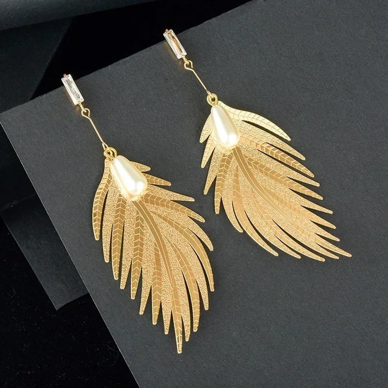 Women Alloy Exaggeration Heart Leaf Earrings Trendy Pearl Feather Charming Dangler Gold-color