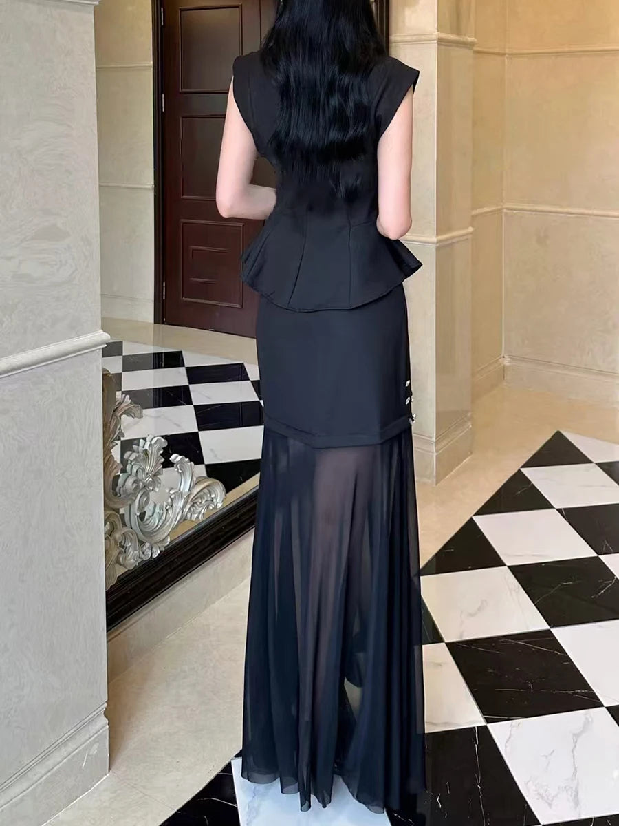 TWOTWINSTYLE Solid Two Piece Sets for Women Round Neck Sleeveless Patchwork Sequin Vest High Waist Sheer Skirt Set Female New