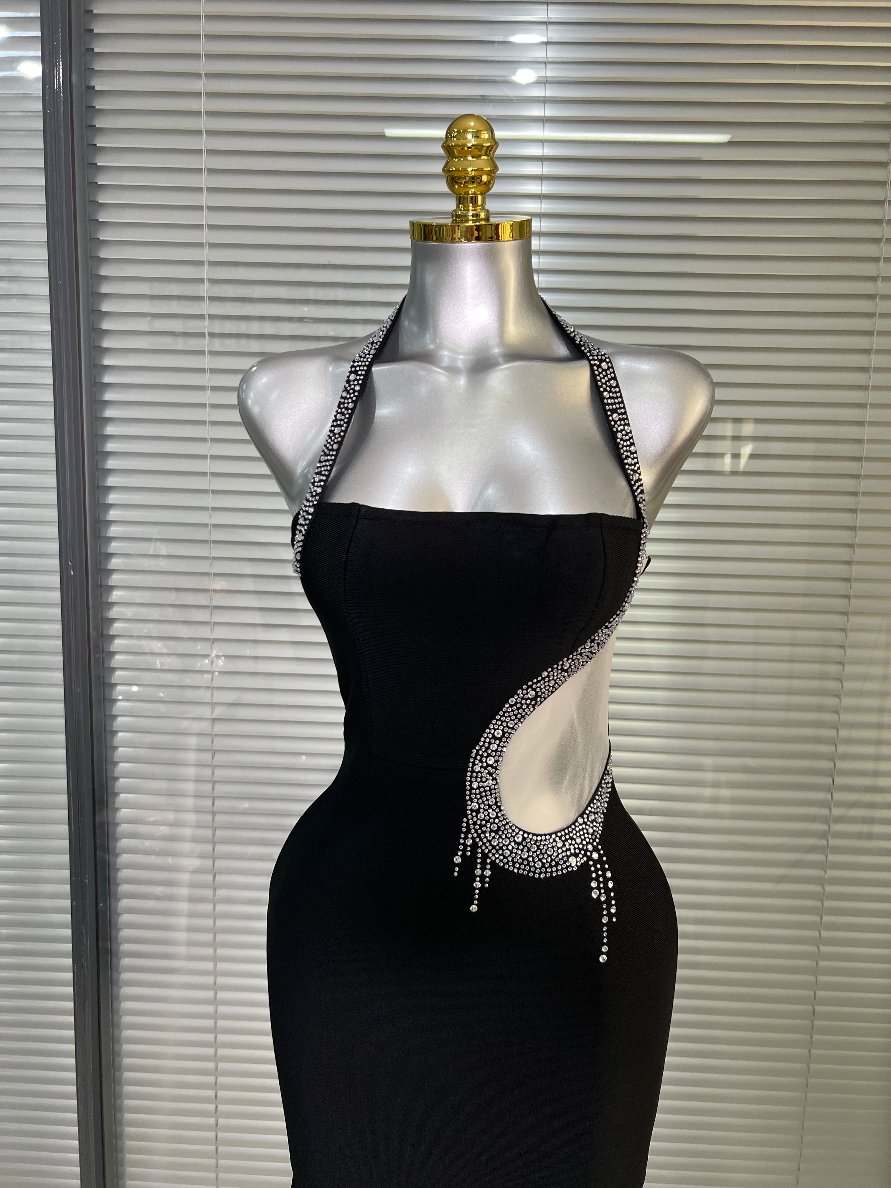 Women Black Halter Crystal Bodycon Bandage Dress Diamonds Fishtail Long Evening Party Dress Vestido