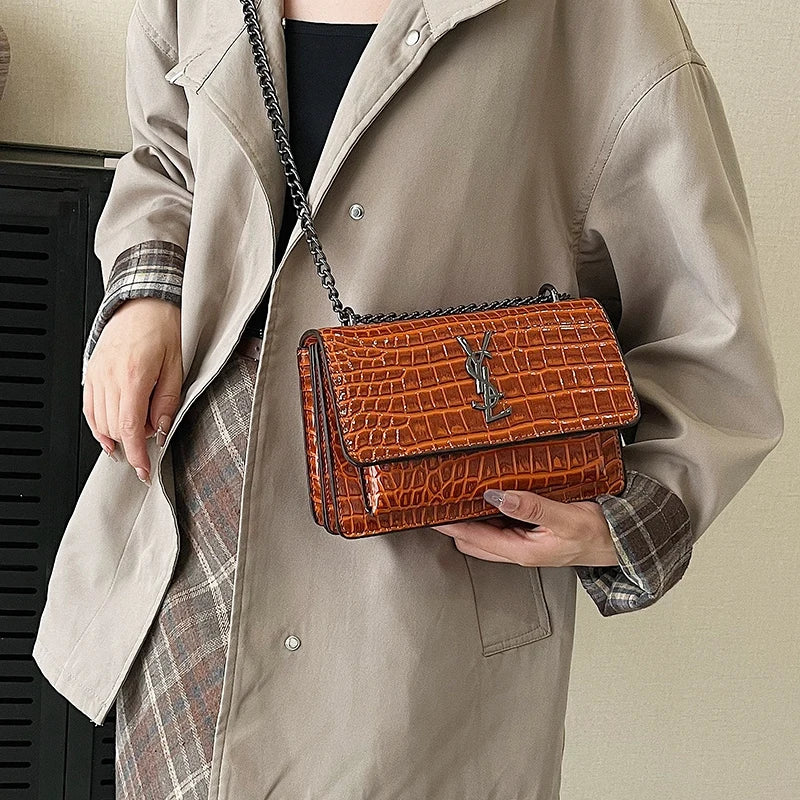 Fashion Women's Elegant Leather Shoulder Bag Luxury Handbag Classic Crossbody Tote For Stylish Ladies Look