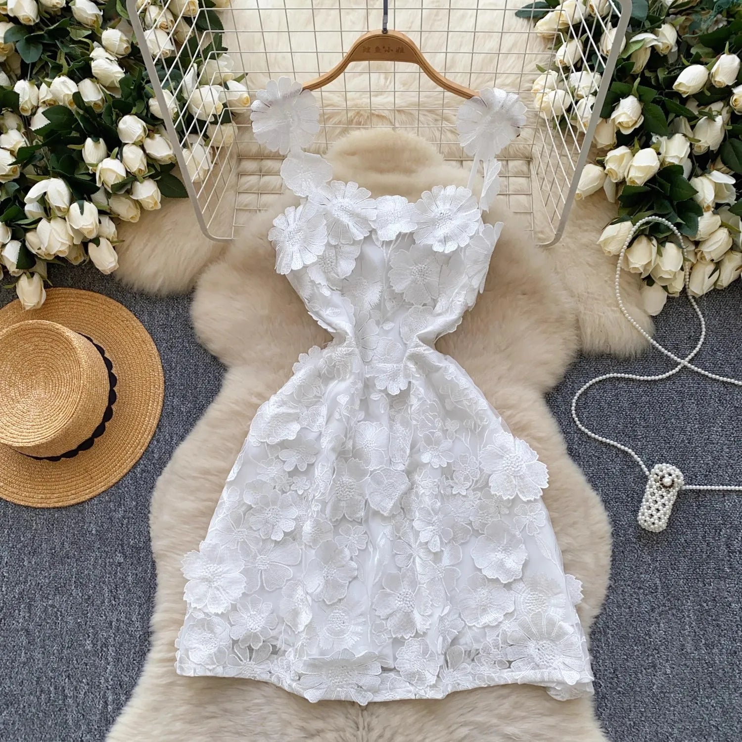 Summer Holiday Hollow Out Flower Embroidery Dress Women's Square Collar Sleeveless Mesh Flower Bohemain MIni Robe Vestidos