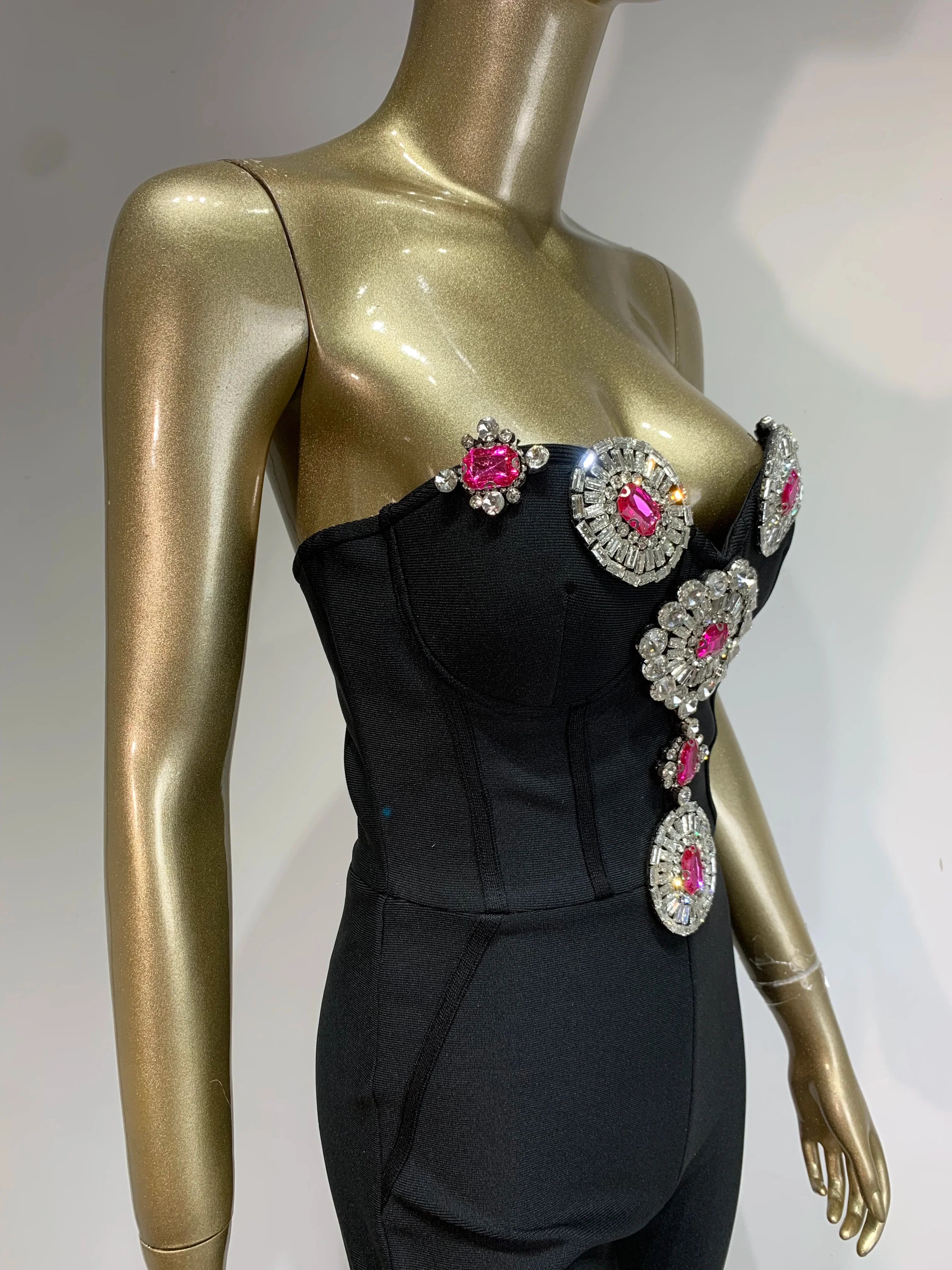 Macacão feminino luxuoso, sexy, sem alças, costas nuas, com cristais e diamantes, preto, bodycon, bandagem, designer de celebridades, macacão de rua