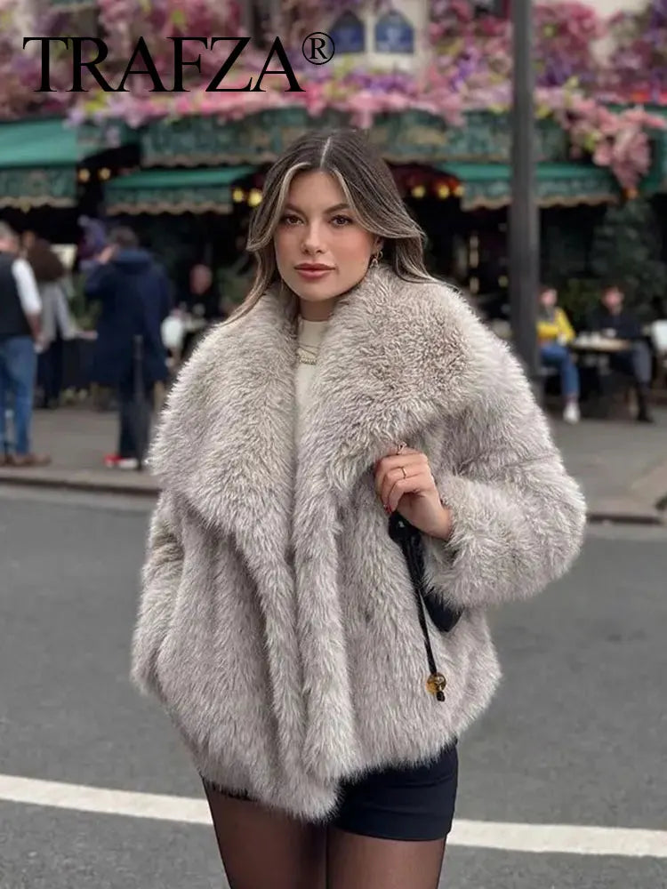 Winter New Fashion Female Vintage Long Sleeve Outerwear Woman Warm Plush Coat Ladies Casual Lapel Collar Thick Coat