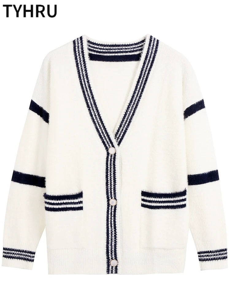 TYHRU Women's Knitting Sweater V Neck Color Matching Pocket Single-Breasted Buttons Loose Casual Knitted Cardigan Top WHITE