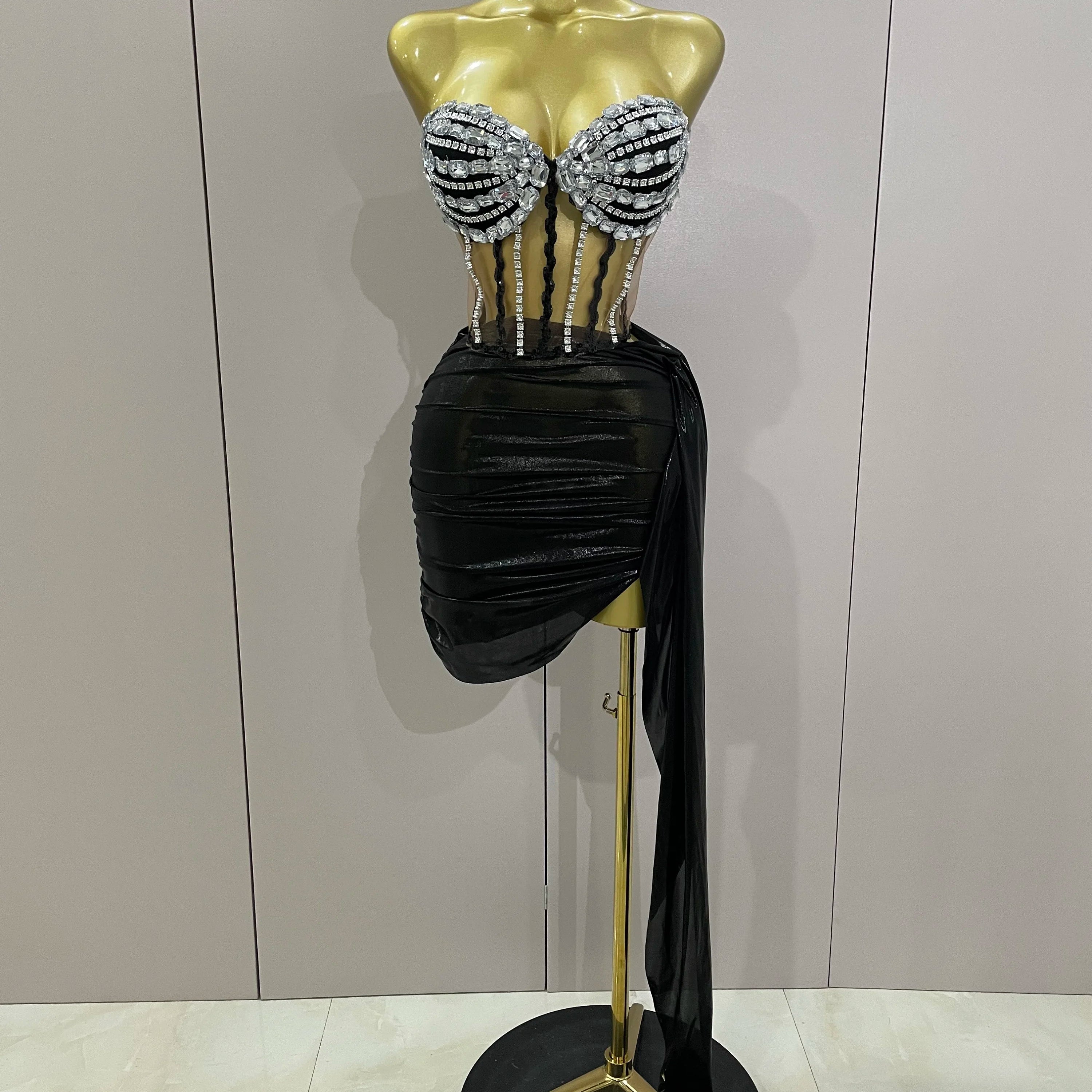 Sexy Shining Rhinestone Sequin 2 Pieces Top Skirt Set 2025 Women Celebrity Evening Party Stage Nightclub Performance Costume