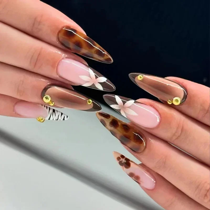 24pcs Leopard Print Almond Fake Press on Nails with Mini Flower Acrylic Fake Nails Retro Sweet Cool Design Press Ons French Nail