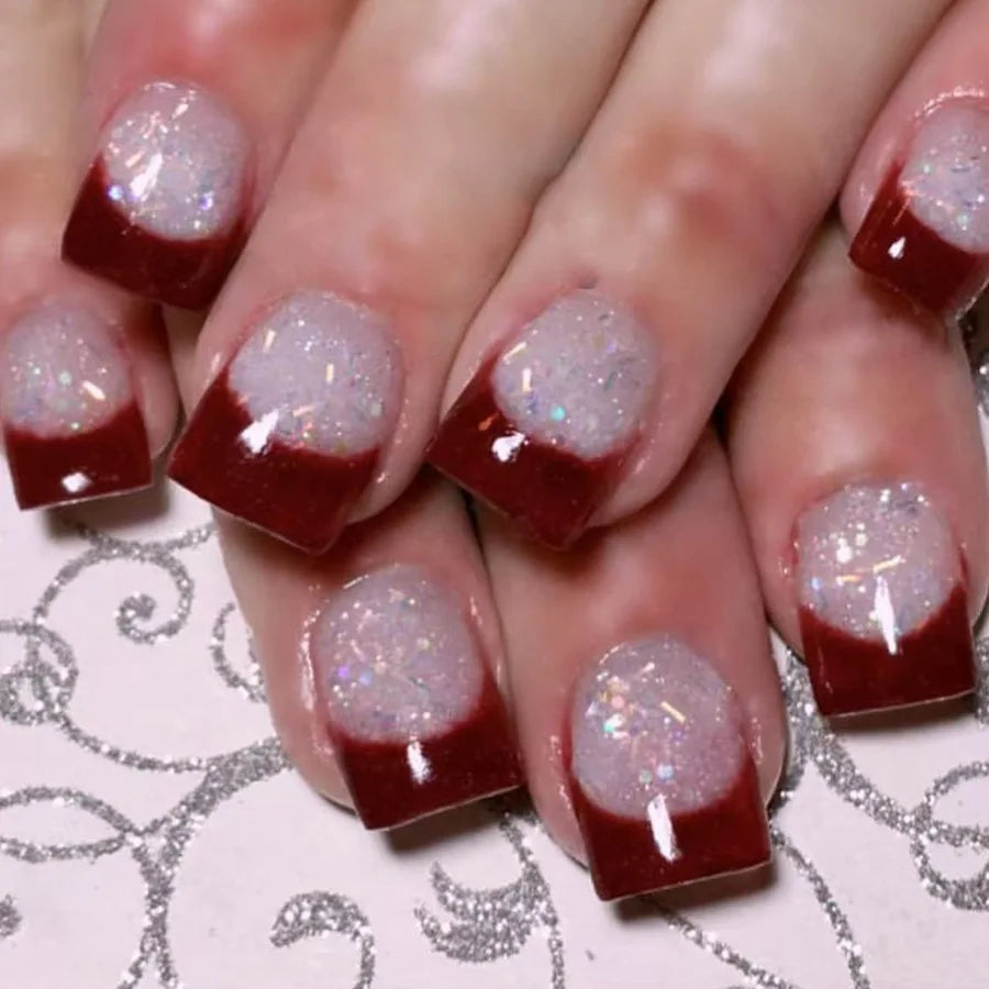 24 peças unhas postiças quadradas curtas médias brilhantes arte de unha branca usável unha postiça prateada francesa cobertura total pressione pontas de unhas