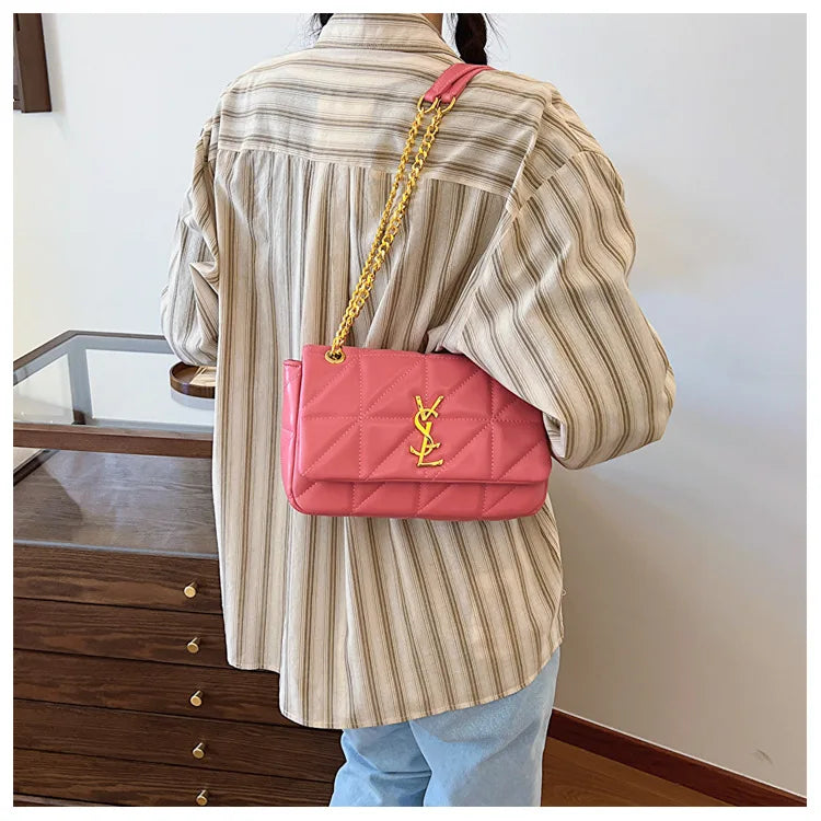 Chic Quilted Crossbody Bag, Large Capacity Underarm Bag with Chain, Multi-Functional Shoulder Purse, Stylish & Versatile