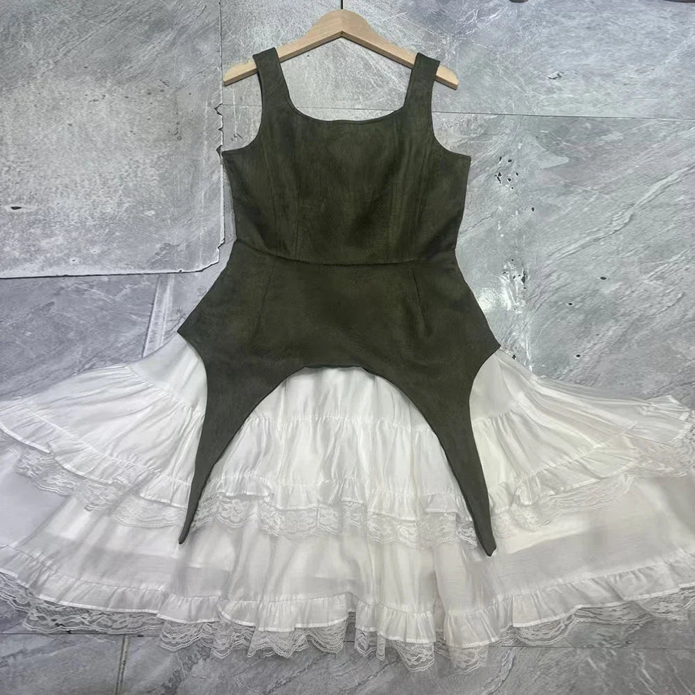 TWOTWINSTYLE Colorblock Slimming Temperament Dresses for Women Square Neck Sleeveless Patchwork Ruffles Fold Dress Female New