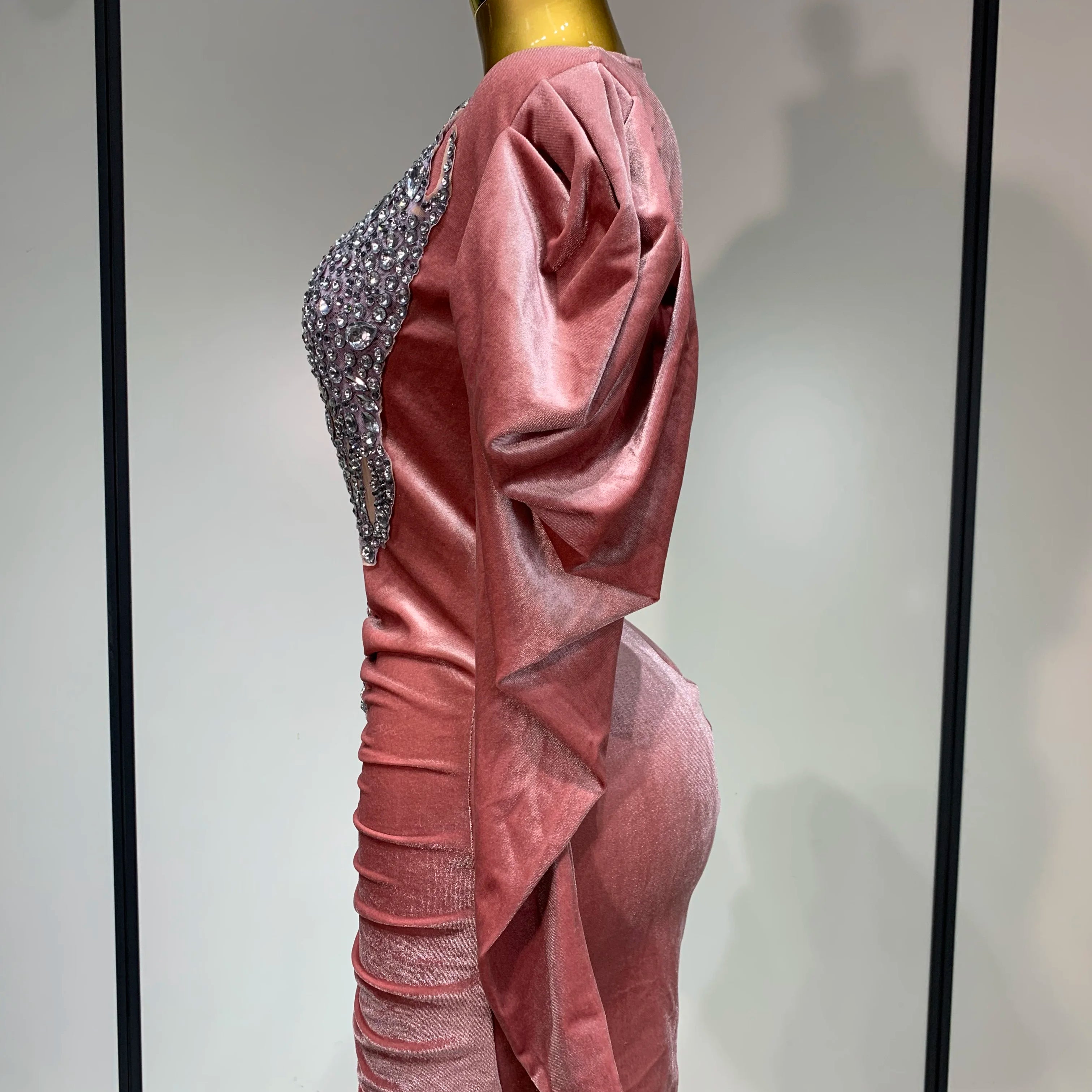 Luxury Birthday Dress Sparkly Crystals Sexy Mesh Velvet Short Dress 2025 Women Elegant Evening Party Nightclub Stage Costume