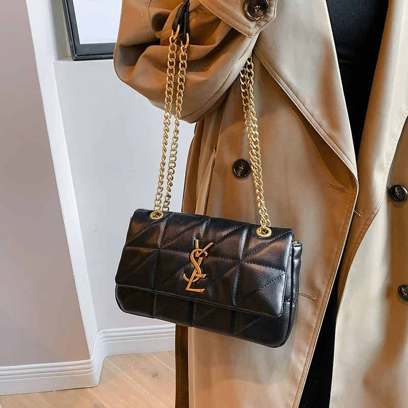 2025 new model chain shoulder bag Designer style bag,classic high-end crossbody bag,small square bag,luxurious embroidery bag